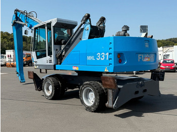 حفارة على عجلات FUCHS