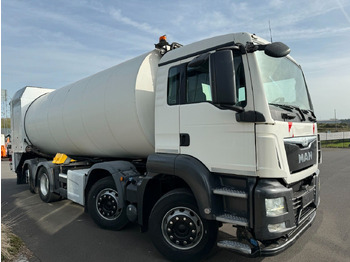 شاحنة القمامة MAN TGS 32.360