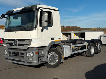 الشاسيه شاحنة MERCEDES-BENZ Actros 2532