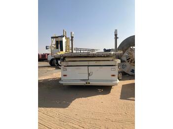 FMC Main Deck Loader 14 tons Commander 30 - محملات الحاويات والمنصات النقالة: صور 1 FMC Main Deck Loader 14 tons Commander 30 - محملات الحاويات والمنصات النقالة: صور 1