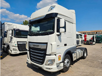 شاحنة جرار DAF XF 480