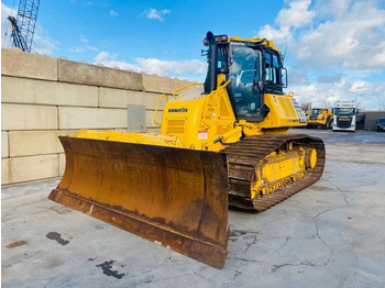 بلدوزر Komatsu D 61 PXi-24: صور 5 بلدوزر Komatsu D 61 PXi-24: صور 5
