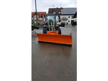 كاسحة ثلوج KRAMER