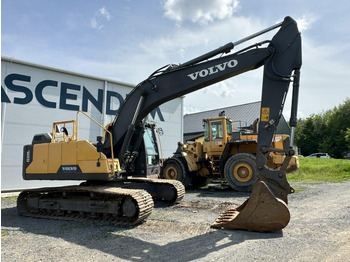 حفارات زحافة VOLVO EC220EL