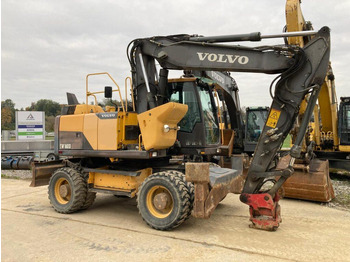 حفارة على عجلات VOLVO EW160D