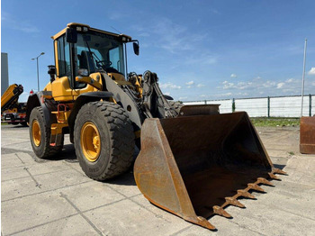 اللودر بعجل VOLVO L60H