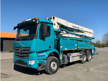 مضخة خرسانة MERCEDES-BENZ Arocs 2636