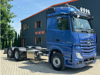 الشاسيه شاحنة MERCEDES-BENZ Actros