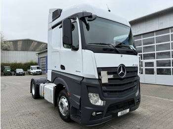 شاحنة جرار MERCEDES-BENZ Actros 1845