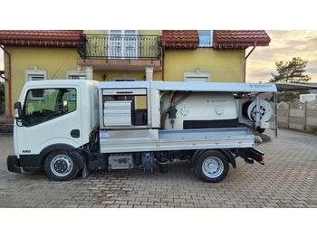 فراغ شاحنة NISSAN