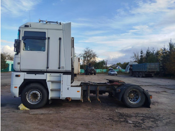 شاحنة جرار RENAULT Magnum 440 ID1573S: صور 3 شاحنة جرار RENAULT Magnum 440 ID1573S: صور 3