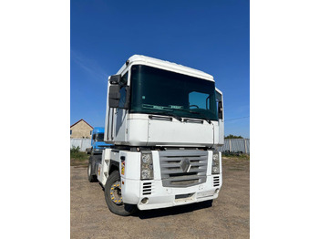 شاحنة جرار RENAULT Magnum 440