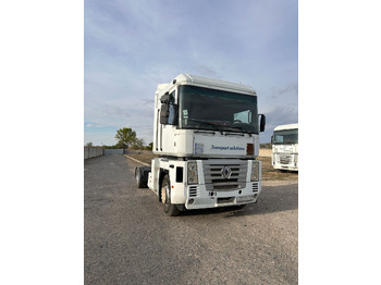 شاحنة جرار RENAULT Magnum 440