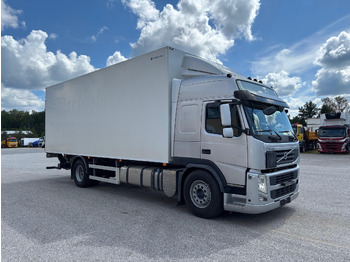 بصندوق مغلق شاحنة VOLVO FM 330