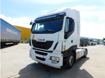 شاحنة جرار IVECO