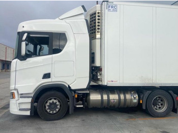 شاحنة جرار SCANIA R 410