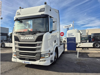 شاحنة جرار SCANIA R 450