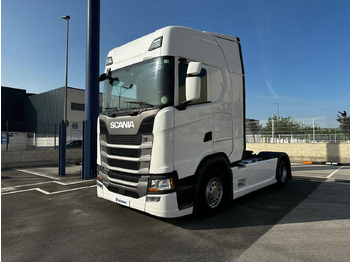 شاحنة جرار SCANIA S 450