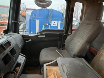 شاحنة خلاطة خرسانة MAN TGA 35.360 8X4 BB TGA 35.360 8X4 BB, Betonmischer Karrena 10m³: صور 3