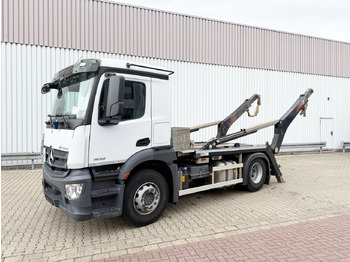 شاحنات قابلة للفك شاحنة MERCEDES-BENZ Actros 1832