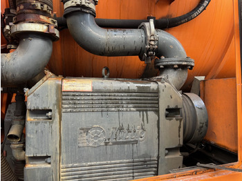 فراغ شاحنة Mercedes-Benz Actros 2544 L 6x2 Actros 2544 L 6x2, Lenkachse, Kroll Saug-/Spülwagen ca. 12m³, Funk: صور 5 فراغ شاحنة Mercedes-Benz Actros 2544 L 6x2 Actros 2544 L 6x2, Lenkachse, Kroll Saug-/Spülwagen ca. 12m³, Funk: صور 5