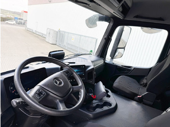 تأجير Mercedes-Benz Arocs 1840 L 4x2 Arocs 1840 L 4x2, Kran Palfinger PK12001L, Hochstand Mercedes-Benz Arocs 1840 L 4x2 Arocs 1840 L 4x2, Kran Palfinger PK12001L, Hochstand: صور 3