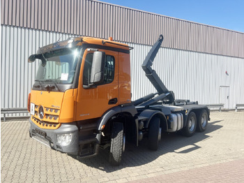 شاحنة ذات الخطاف MERCEDES-BENZ Arocs 3243