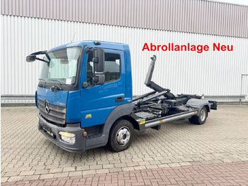 شاحنة ذات الخطاف MERCEDES-BENZ Atego 816