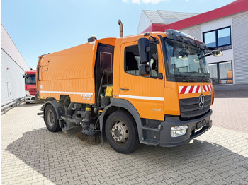 شاحنة MERCEDES-BENZ Atego 1524