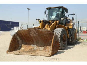 اللودر بعجل CATERPILLAR 966M