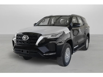 سيارة دفع رباعي TOYOTA