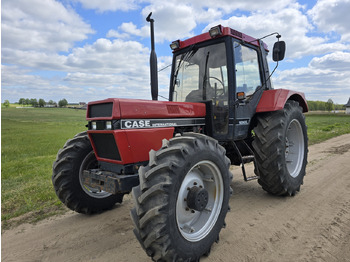جرار CASE IH XL