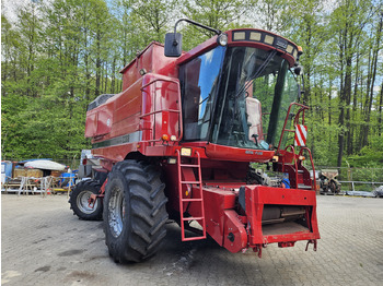 حصادة شاملة CASE IH