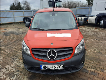 سيارة MERCEDES-BENZ Citan