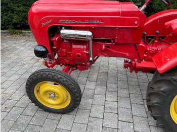 جرار صغير Porsche Junior 108: صور 4