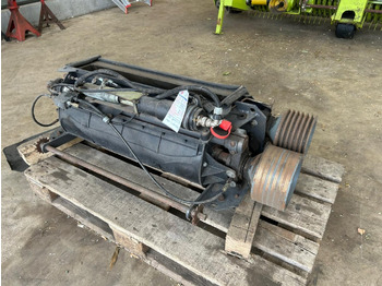 آلة حصاد CLAAS Jaguar 890: صور 3 آلة حصاد CLAAS Jaguar 890: صور 3