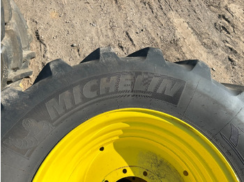 الإطارات - الآلات والماكينات الزراعية Michelin 710/70R42 und 600/70R30 Kompletträder: صور 5