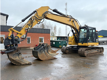 حفارة CATERPILLAR 325FL