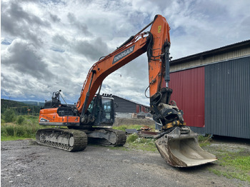 حفارة DOOSAN DX300LC-7