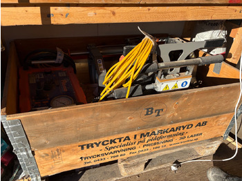 معدات البناء