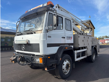 شاحنة MERCEDES-BENZ