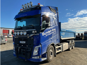 شاحنة ذات الخطاف VOLVO FH 540