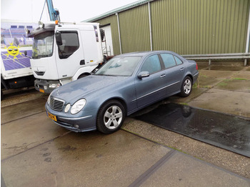 سيارة Mercedes-Benz E-Klasse 320 CDI sedan avantgarde: صور 4