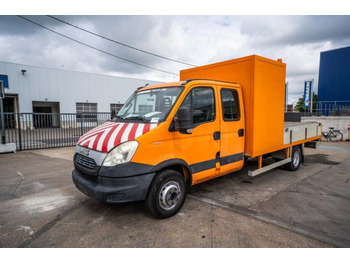 الشاحنات الصغيرة المسطحة IVECO Daily 70c17