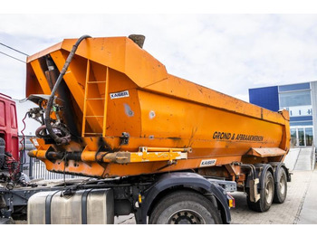 قلابة نصف مقطورة KAISER