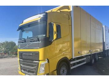 بصندوق مغلق شاحنة VOLVO FH 500