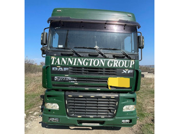 شاحنة جرار DAF XF 95 430