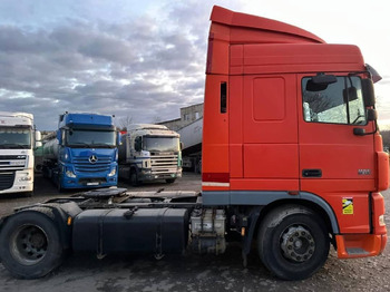 شاحنة جرار DAF XF 95 430