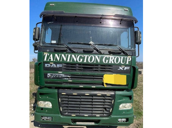 شاحنة جرار DAF XF 95 430