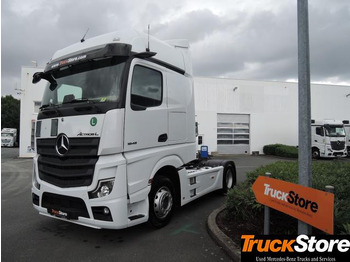 شاحنة جرار MERCEDES-BENZ Actros 1845